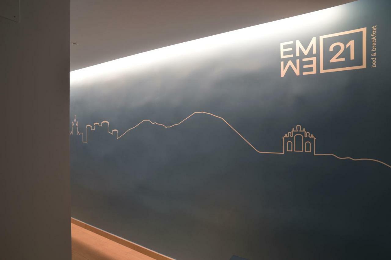 B&B Emme21 ナポリ エクステリア 写真