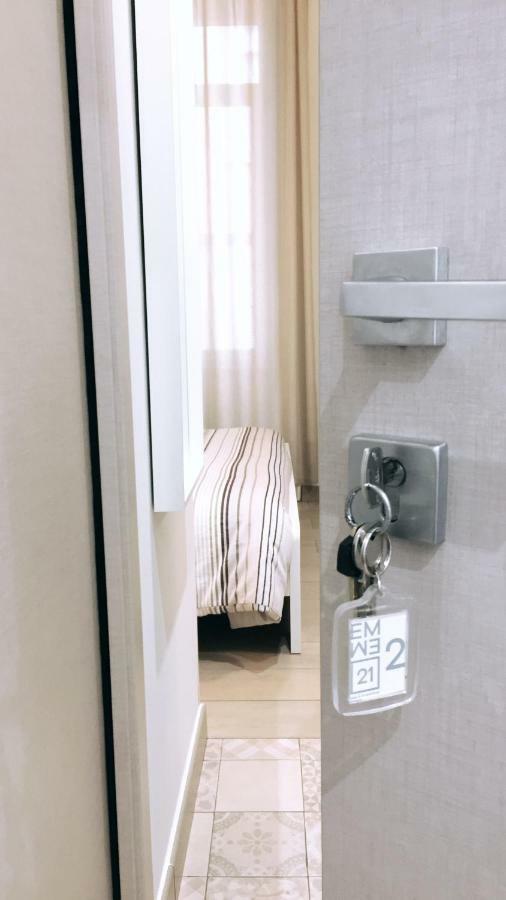 B&B Emme21 ナポリ エクステリア 写真