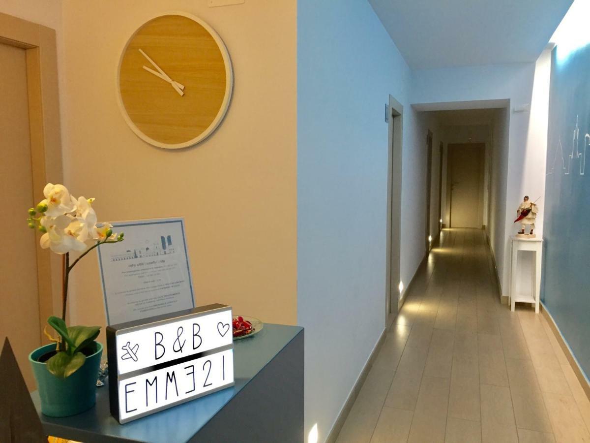 B&B Emme21 ナポリ エクステリア 写真